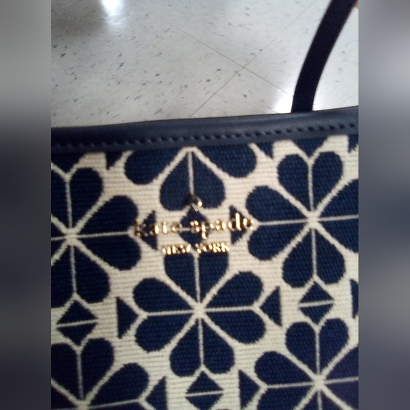 Kate Spade Maybe Blue And Cream Tote Bag - Picture 1 of 3